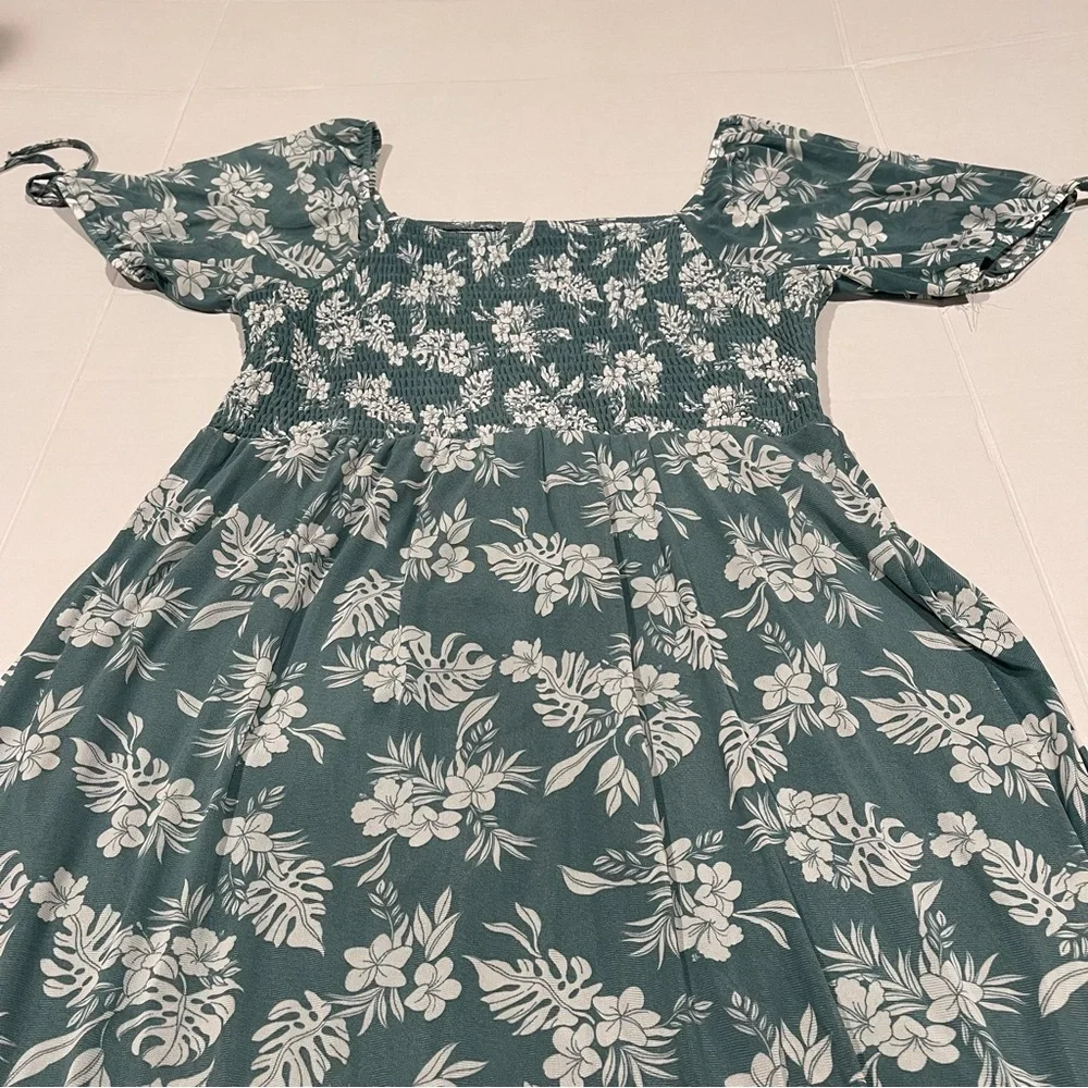 Siren Lily Women Petite XL Maxi Floral Dress Smocked Tiered Lined Boho Resort - Picture 6 of 15